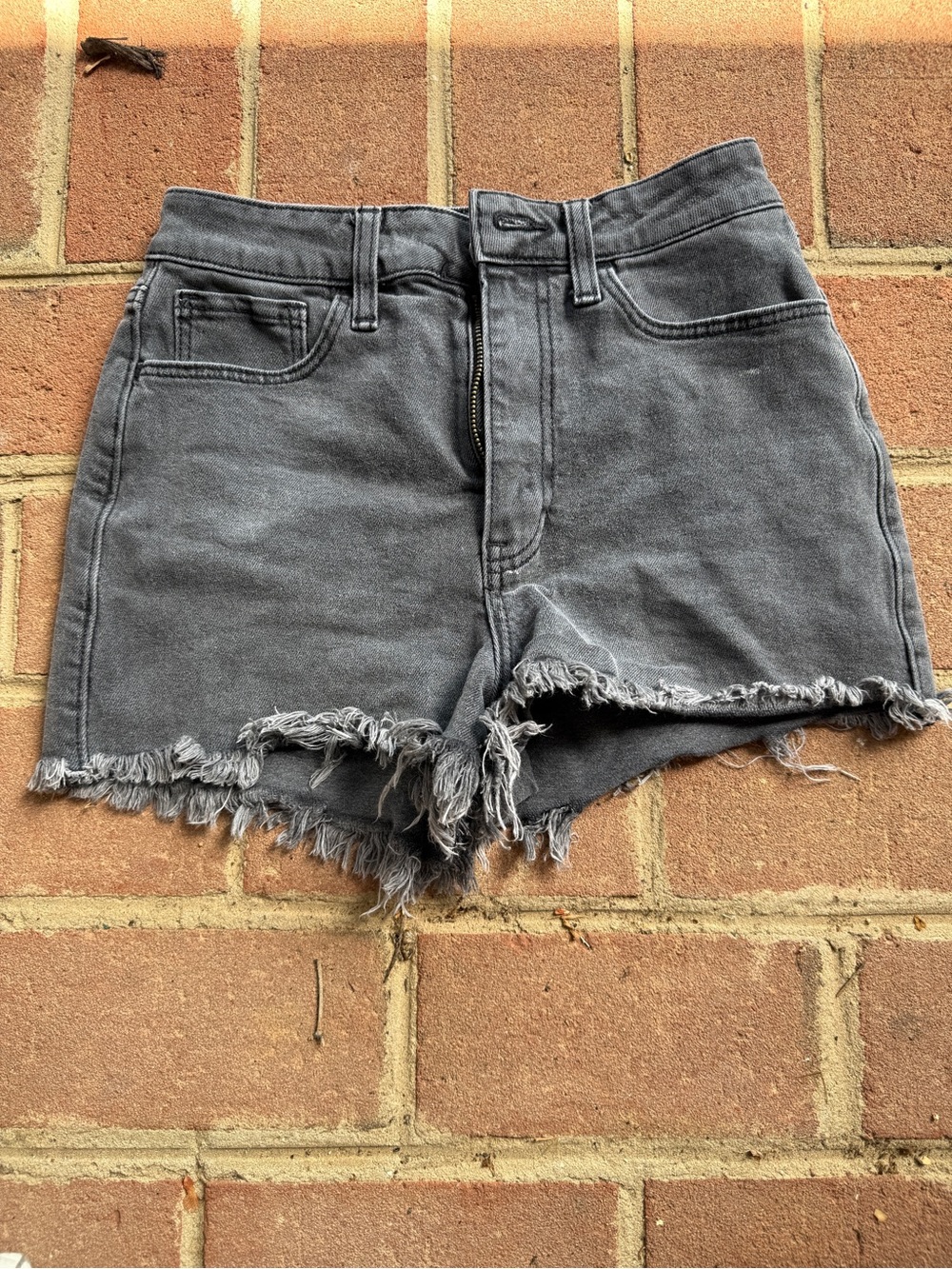 Hollister High-Rise Frayed Hem Women's Denim Shorts - Charcoal